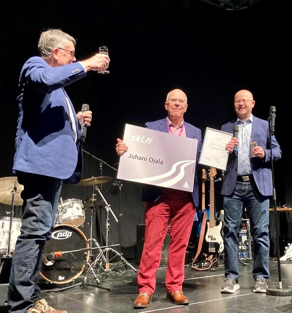 JUHANI OJALA NIMITETTIIN SUOMEN HIIHTOKESKUSYHDISTYKSEN KUNNIAJÄSENEKSI