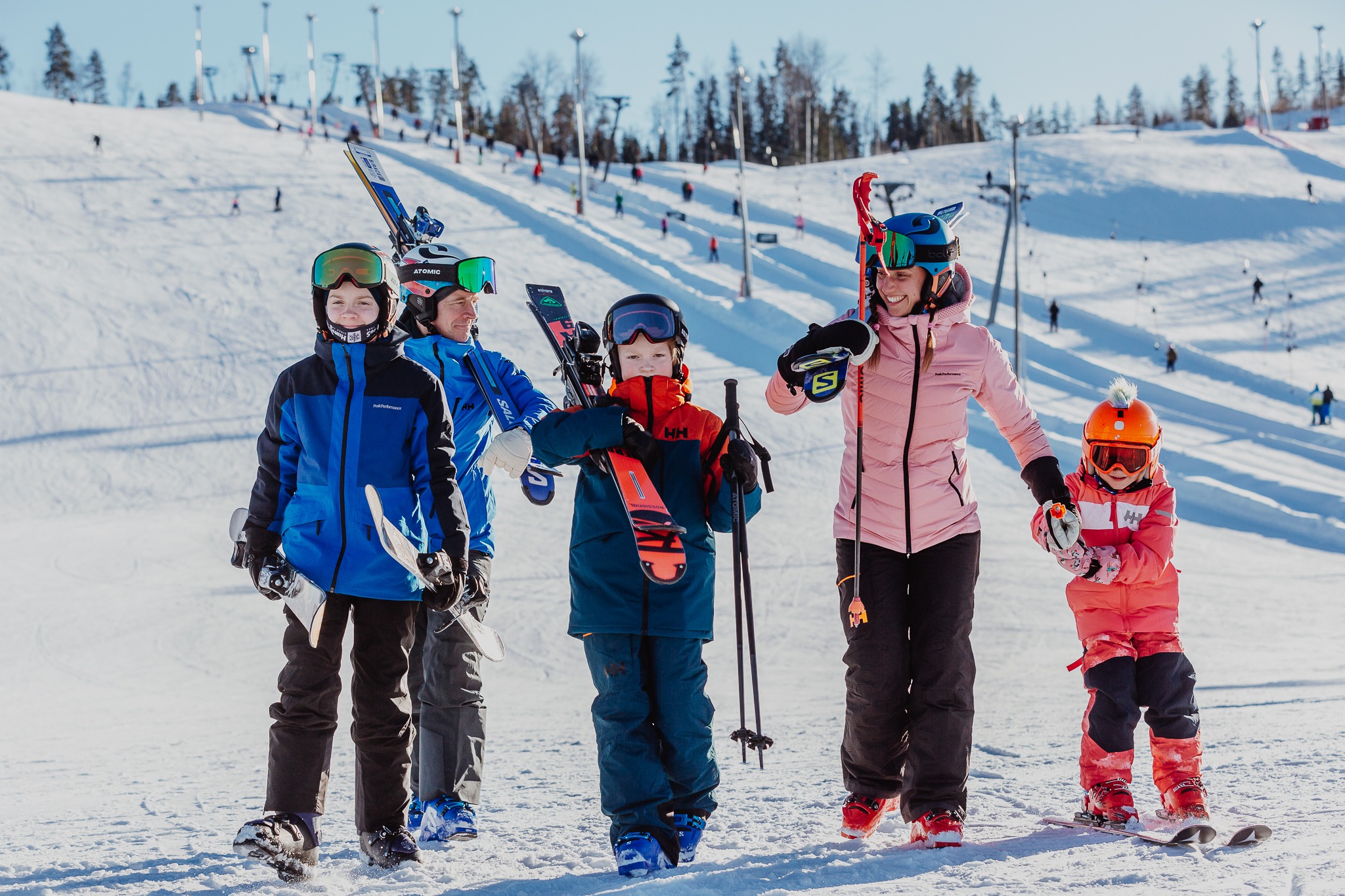 KAUSI 24/25 ALKAA LAUANTAINA 14.12. KLO 10