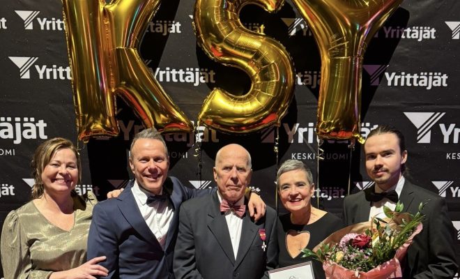 HIMOS-YHTIÖT OY POKKASI KESKI-SUOMEN MAAKUNNALLISEN YRITTÄJÄPALKINNON